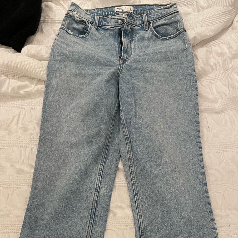 Abercrombie 90s Straight Leg Jeans